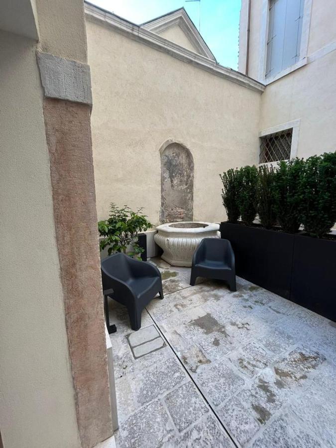Apartmán Immobiliare Nk Palazzo Bonvicini Benátky Exteriér fotografie